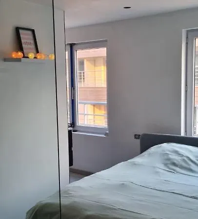 Bella Vista Apartment *